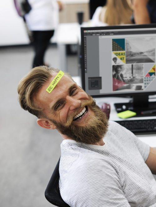 Otevíráme Nové Kariérní Pozice ve Web Designu, AI a Digitálním Marketingu ve Studio Modern Creative